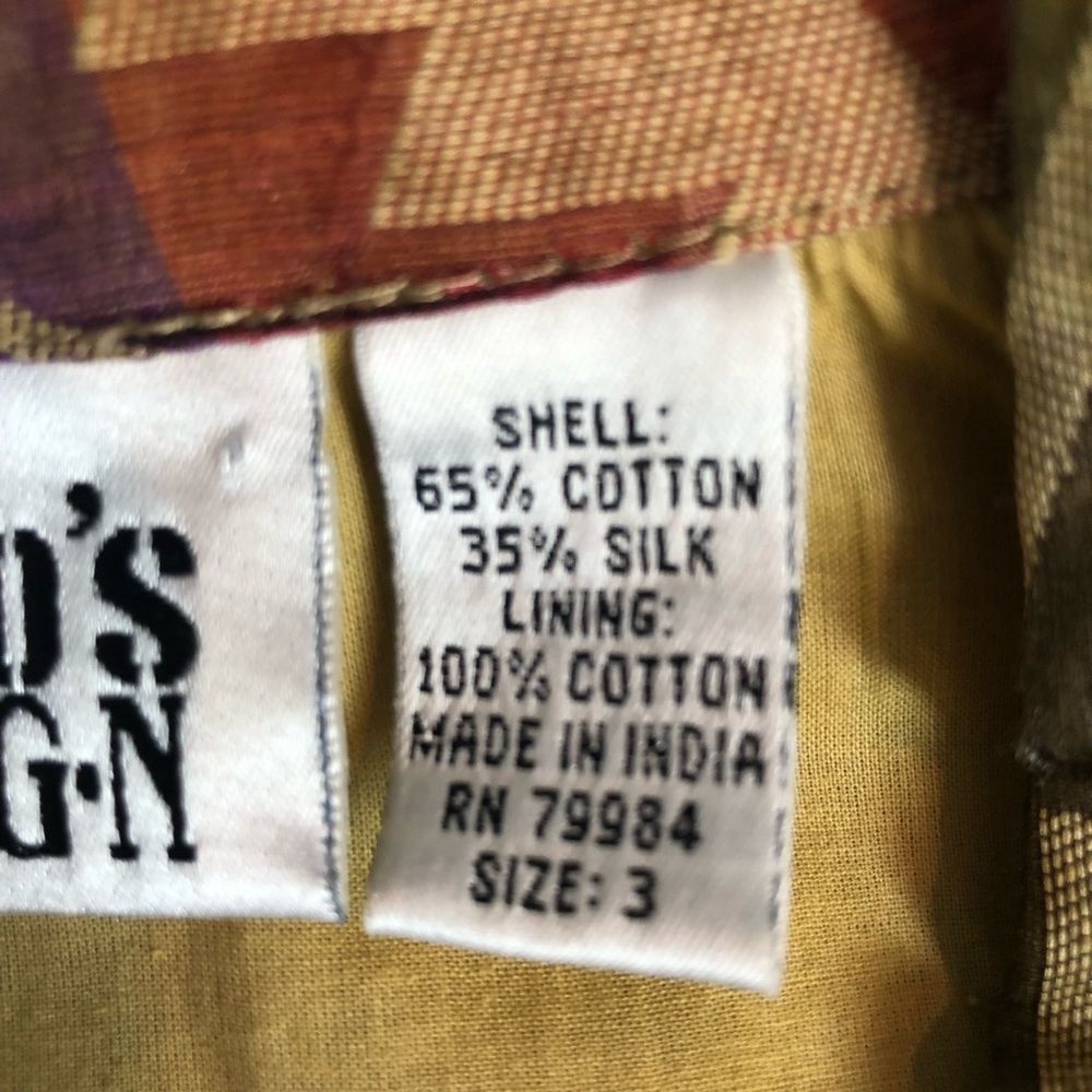 Chico’s Design Button Front Top - Picture 6 of 7